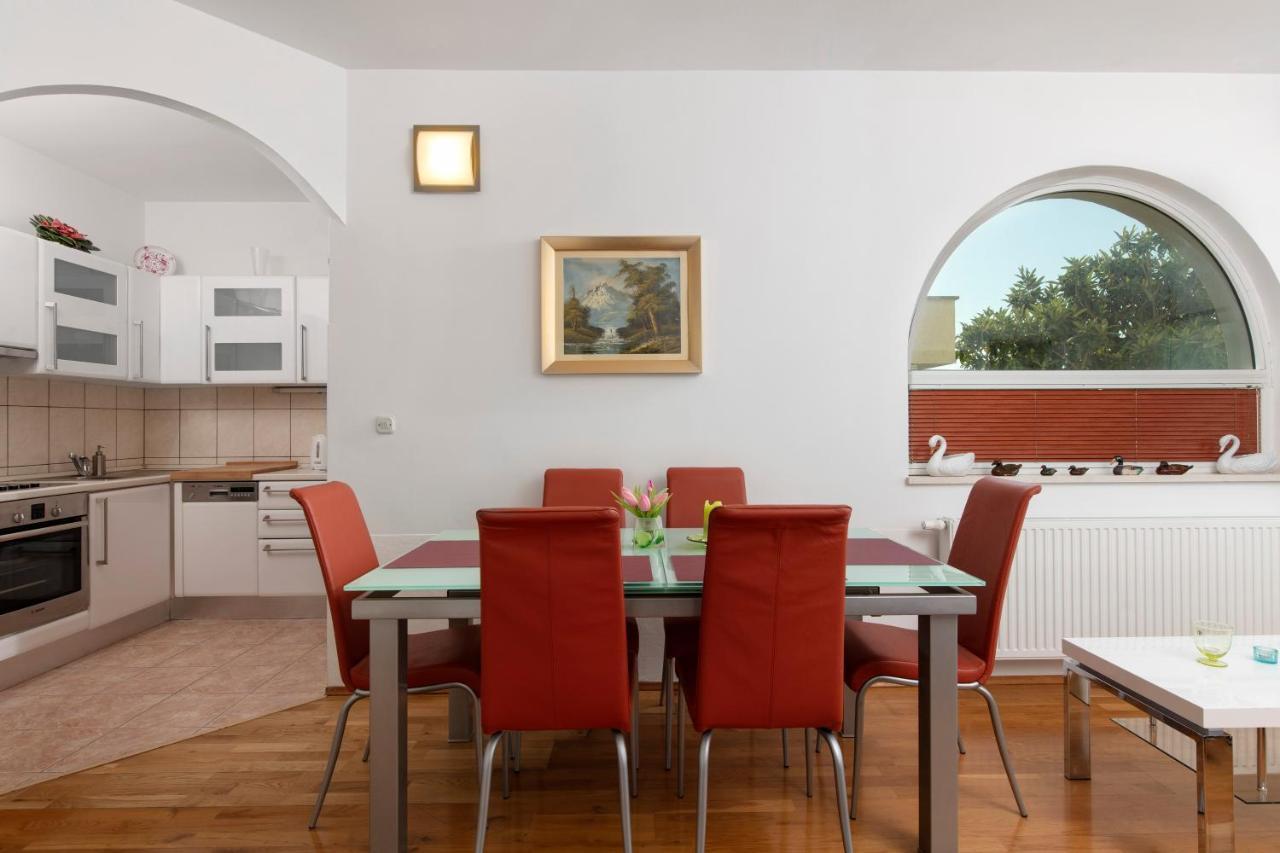 Apartments Antonio - Podstrana, Split Exterior photo